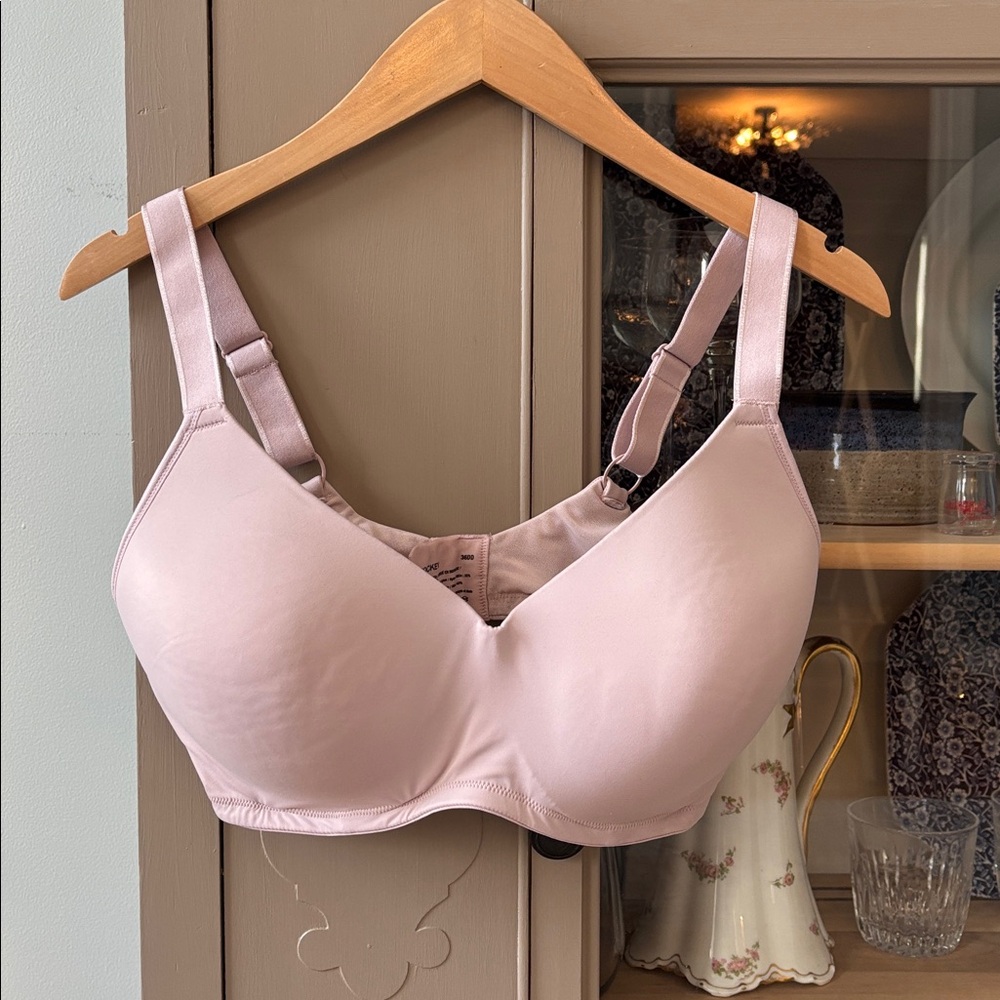 Jockey Smooth & Sleek Full Coverage Wire-free T-Shirt Bra in Pink Haze, 36DD - Picture 3 of 7